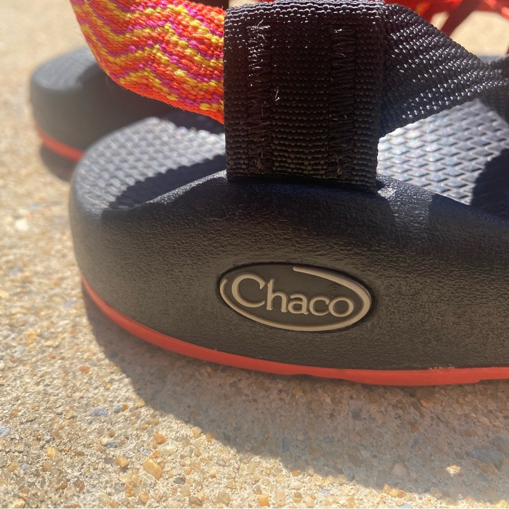Lot of 2 Chaco Choco’s Sandals one Blue and one Orange - Picture 8 of 11
